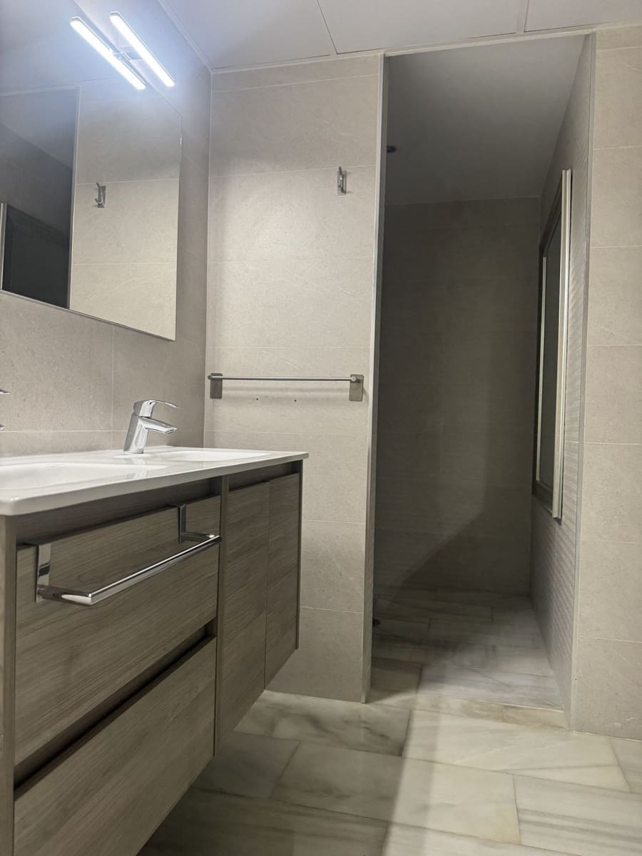 3 sypialnia Apartament na sprzedaż w Marbella z basenem - 780 000 € (Ref: 9691594)