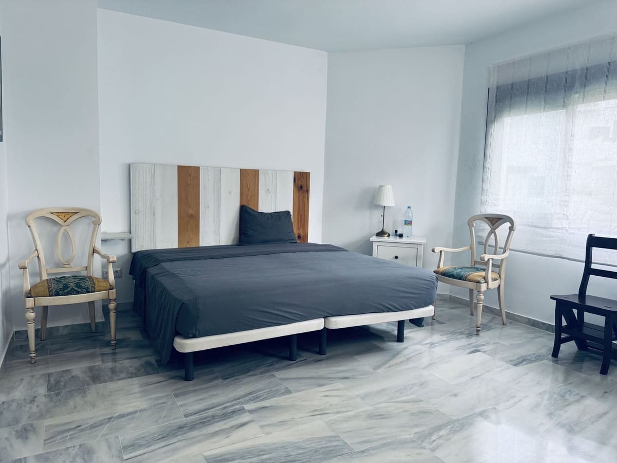 3 sypialnia Apartament na sprzedaż w Marbella z basenem - 780 000 € (Ref: 9691594)