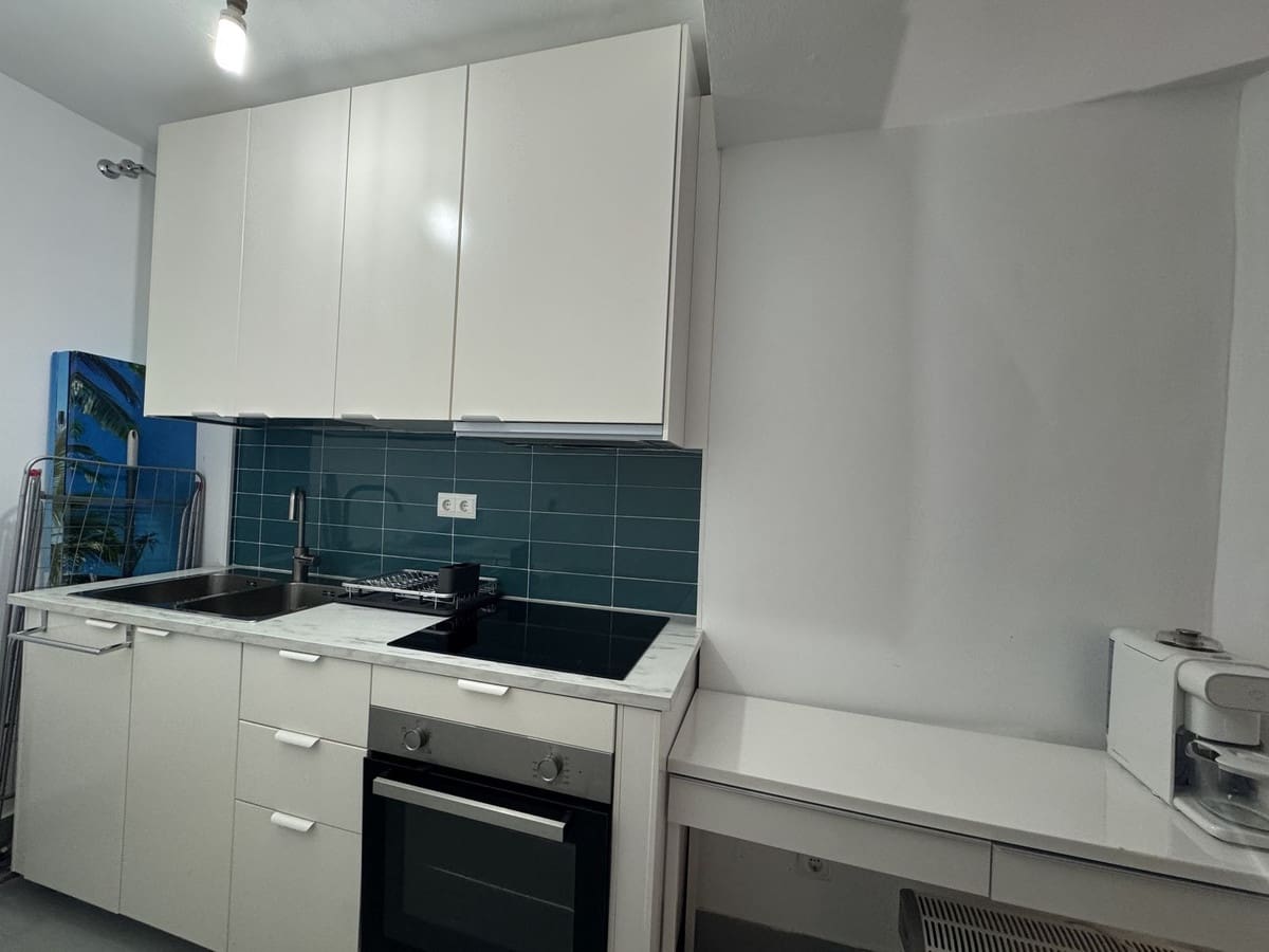 3 sypialnia Apartament na sprzedaż w Marbella z basenem - 780 000 € (Ref: 9691594)