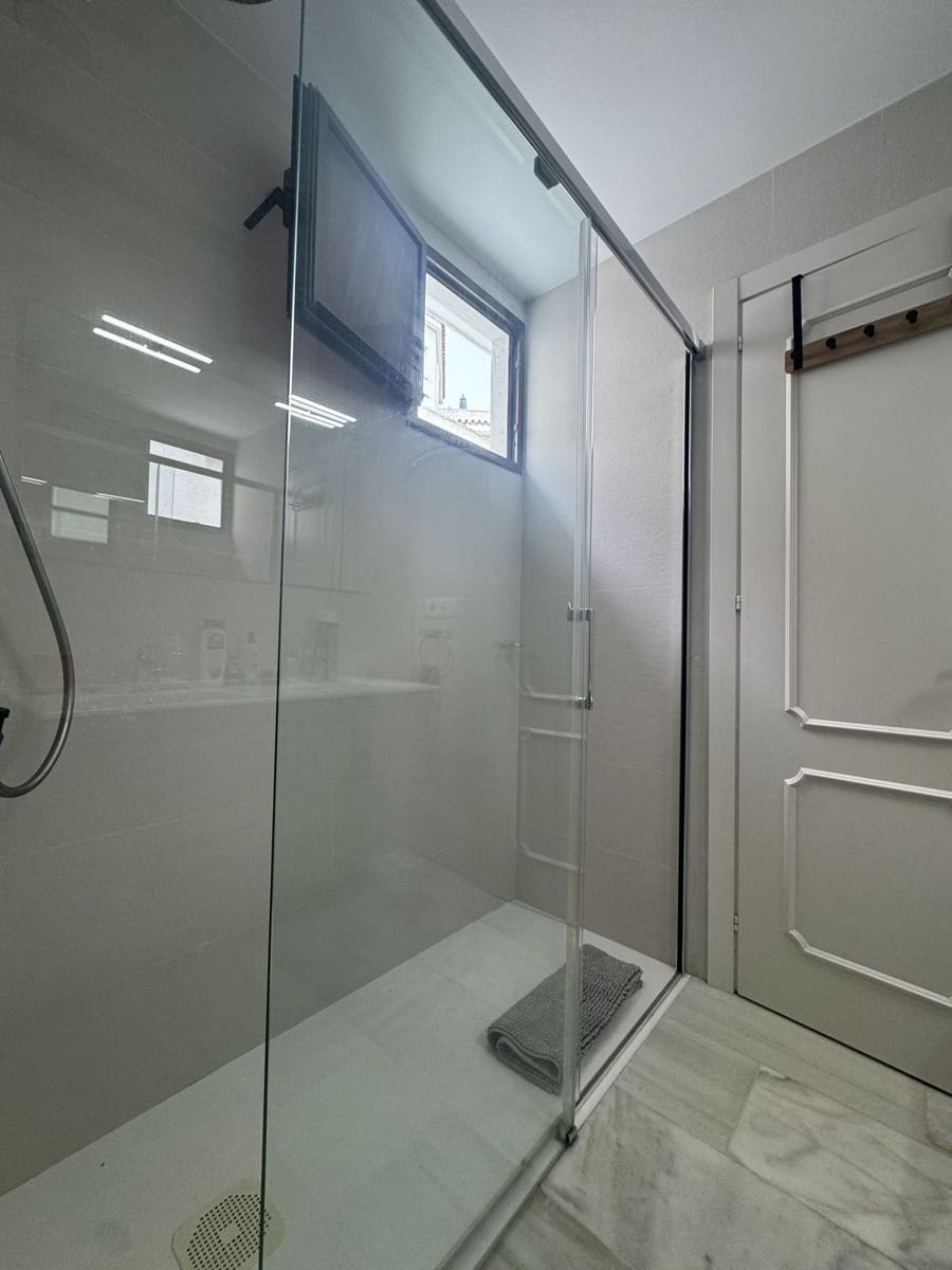 3 sypialnia Apartament na sprzedaż w Marbella z basenem - 780 000 € (Ref: 9691594)