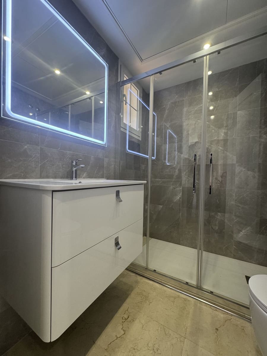 5 sovrum Hus till salu i Marbella med pool garage - 850 000 € (Ref: 9691596)