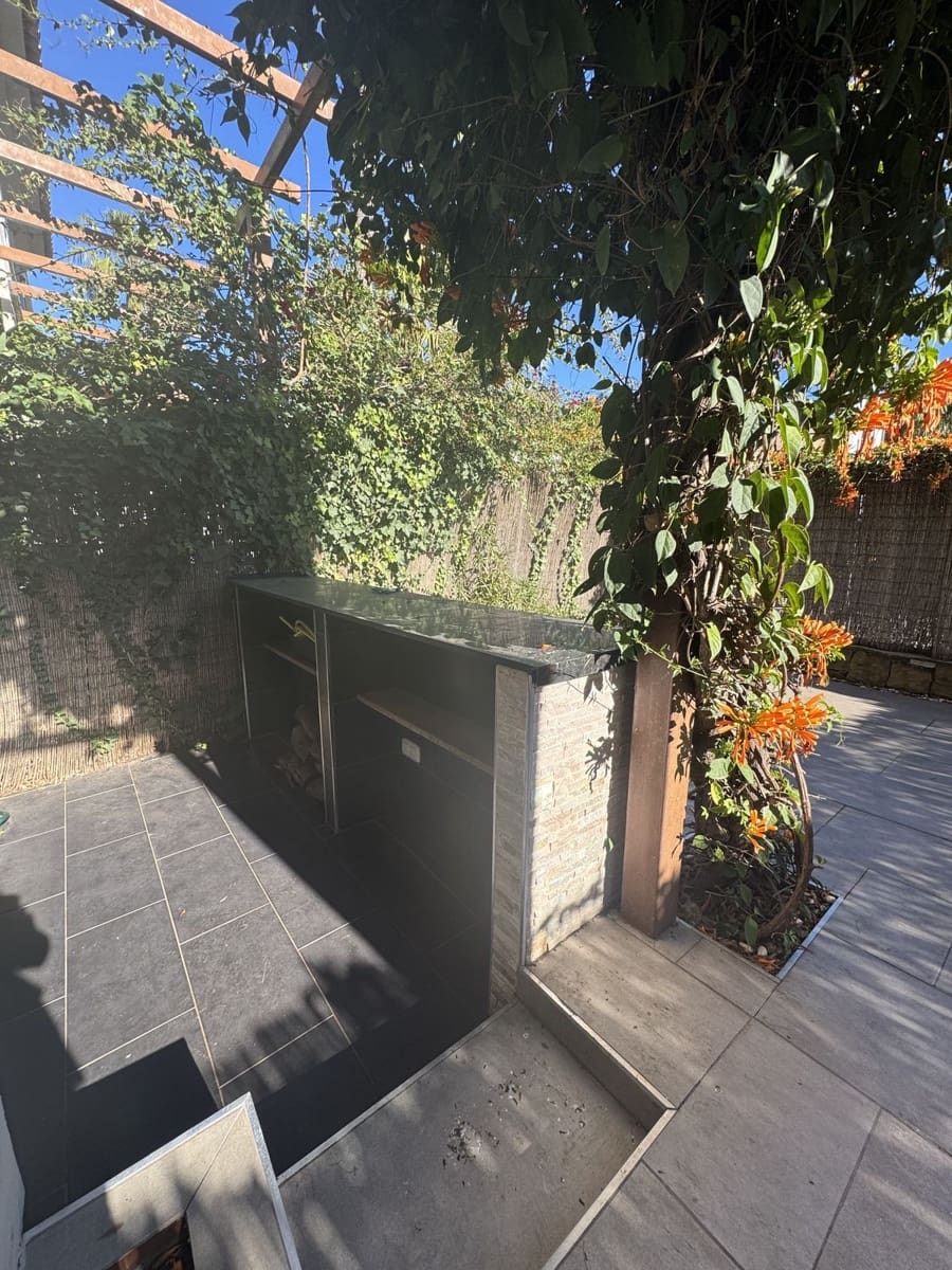 5 sovrum Hus till salu i Marbella med pool garage - 850 000 € (Ref: 9691596)