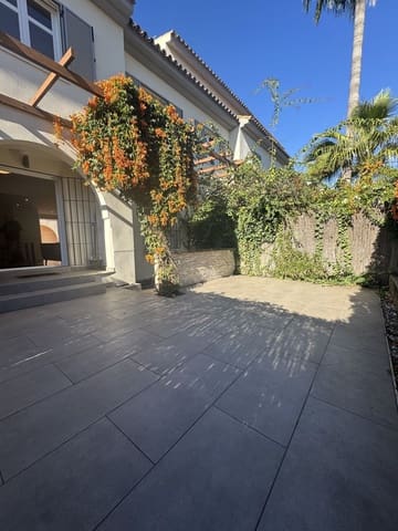 5 sovrum Hus till salu i Marbella med pool garage - 850 000 € (Ref: 9691596)
