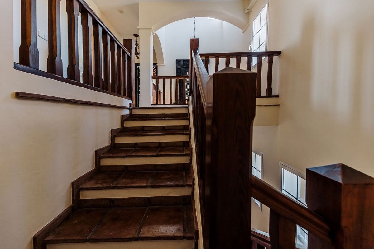 5 Zimmer Villa zu verkaufen in Bahia de Marbella mit Pool Garage - 3.595.000 € (Ref: 9691605)