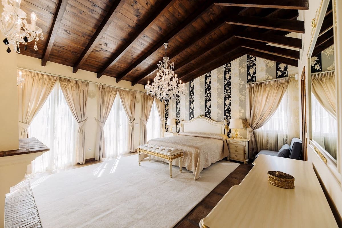 5 Zimmer Villa zu verkaufen in Bahia de Marbella mit Pool Garage - 3.595.000 € (Ref: 9691605)