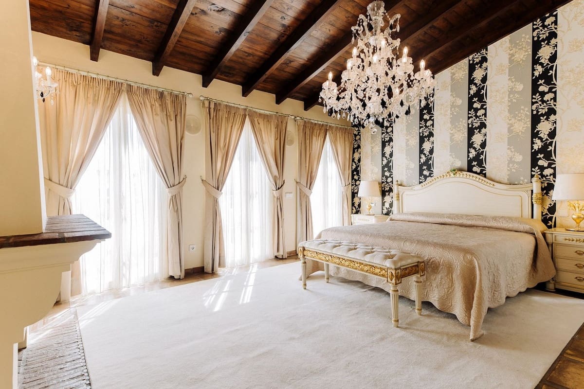 5 Zimmer Villa zu verkaufen in Bahia de Marbella mit Pool Garage - 3.595.000 € (Ref: 9691605)