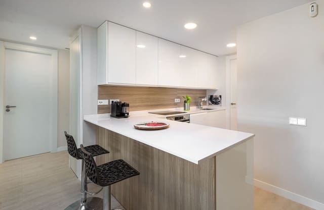 2 sypialnia Apartament na sprzedaż w Selwo, Estepona z basenem garażem - 499 000 € (Ref: 9691606)