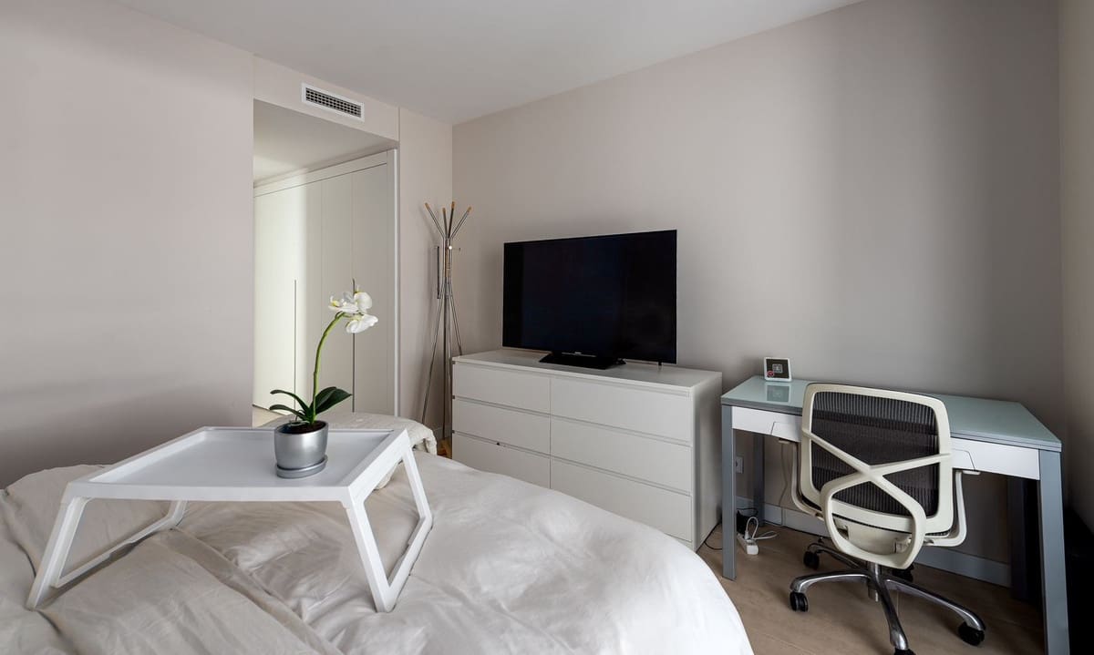 2 sypialnia Apartament na sprzedaż w New Golden Mile z basenem garażem - 499 000 € (Ref: 9691606)