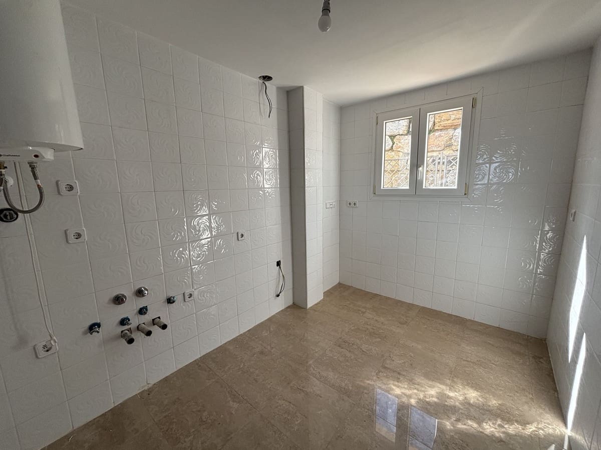 2 chambre Appartement à vendre à La Duquesa / Puerto de la Duquesa avec piscine - 239 000 € (Ref: 9694131)