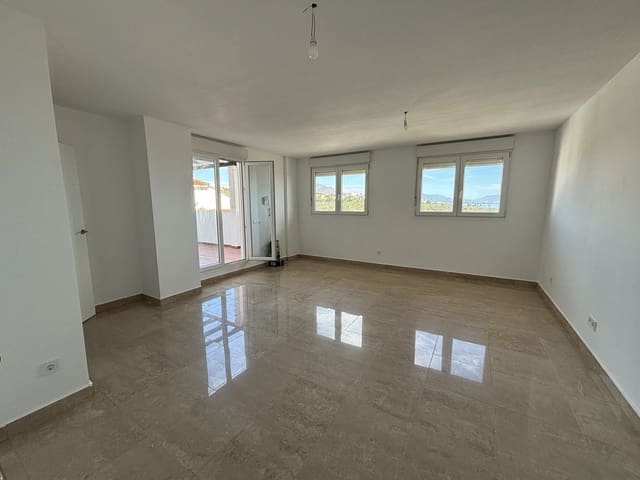 3 soveværelse Penthouse til salg i La Duquesa / Puerto de la Duquesa, Manilva med swimmingpool - € 368.000 (Ref: 9694138)