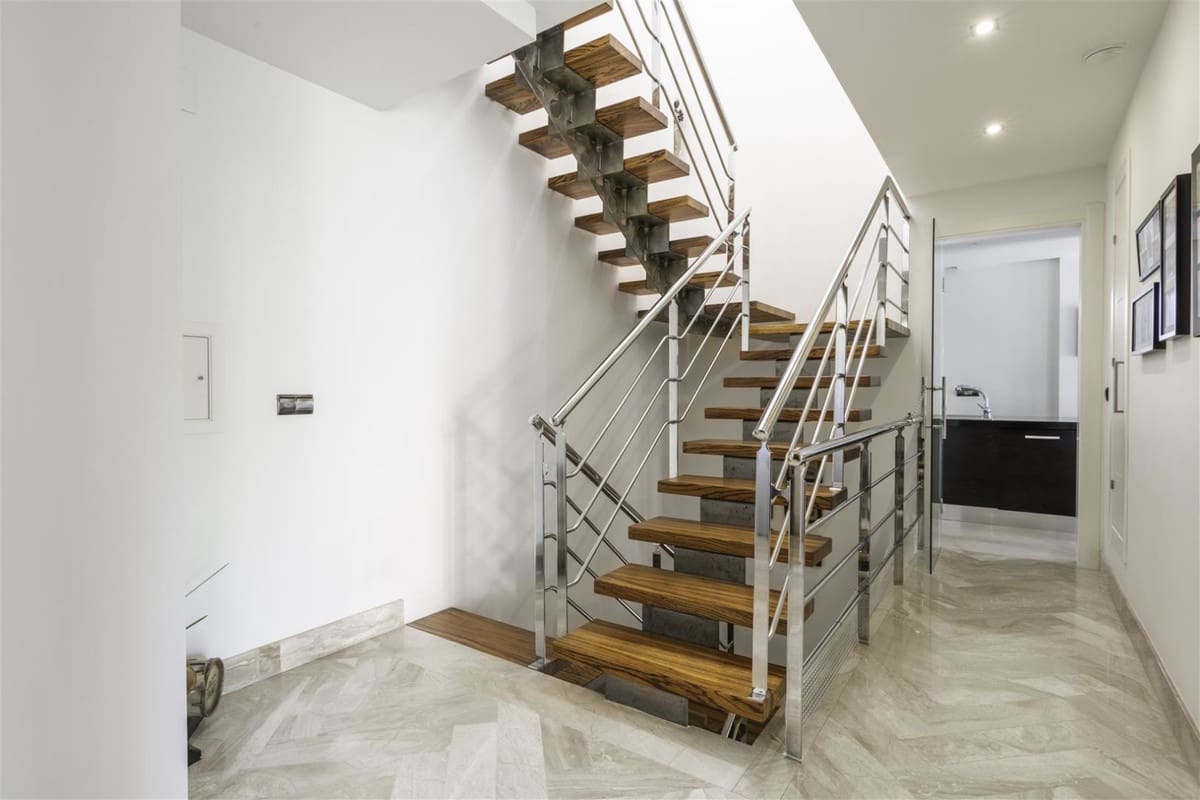 3 camera da letto Villa in vendita in Torremolinos con piscina garage - 988.000 € (Rif: 9694139)