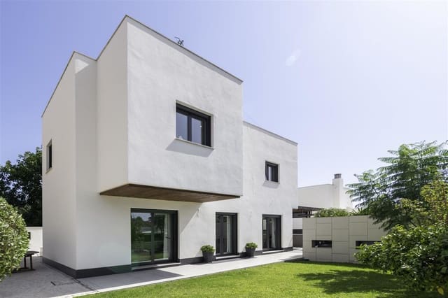 3 camera da letto Villa in vendita in Torremolinos con piscina garage - 988.000 € (Rif: 9694139)