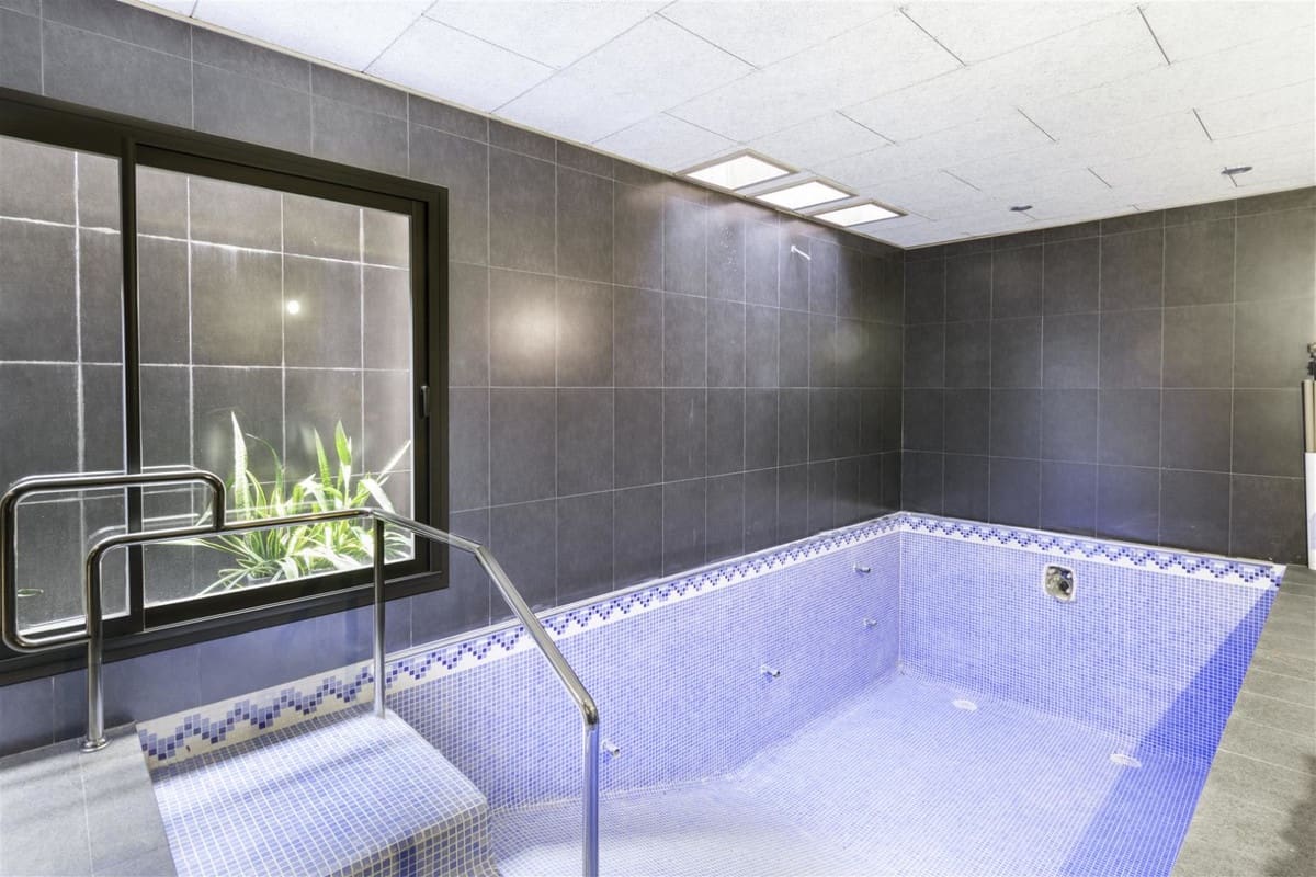 3 camera da letto Villa in vendita in Torremolinos con piscina garage - 988.000 € (Rif: 9694139)