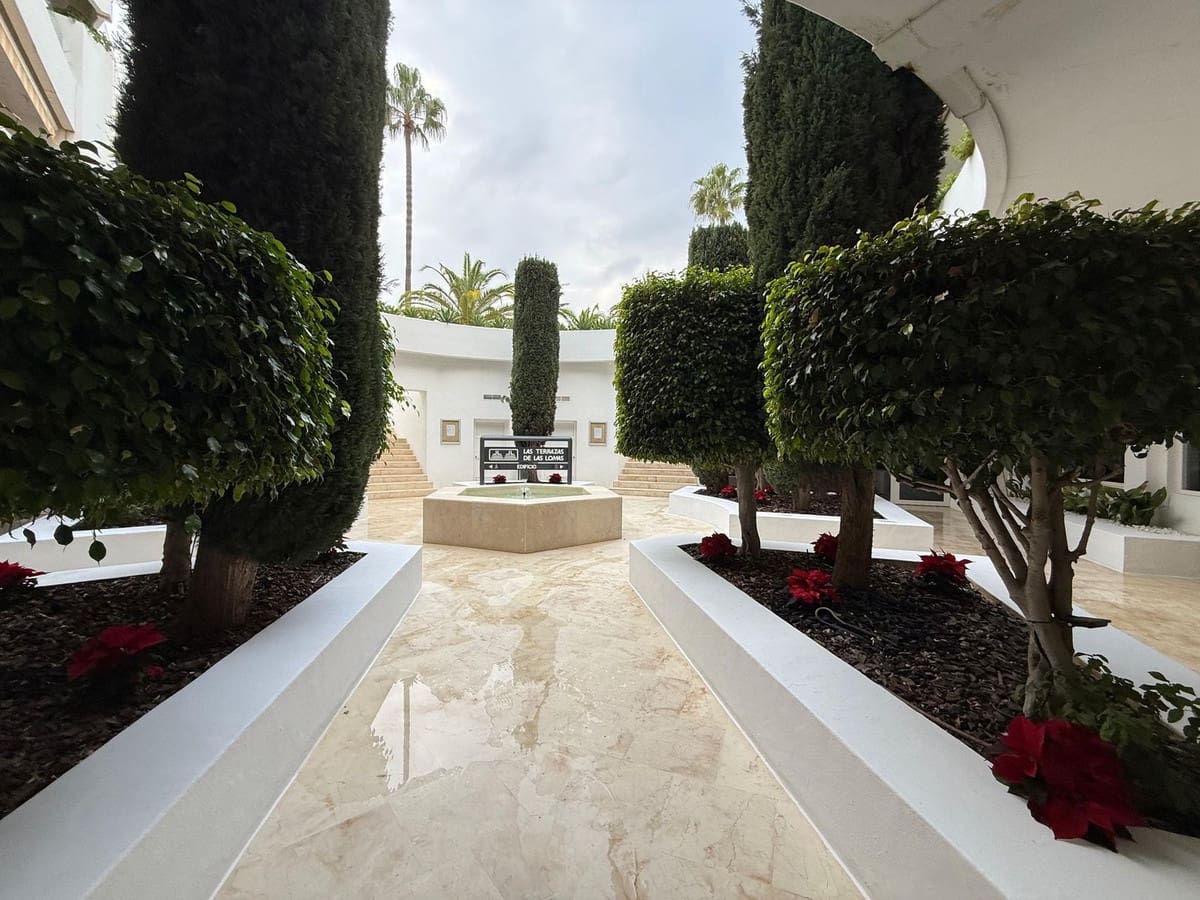 1 quarto Apartamento para venda em Golden Mile com piscina garagem - 750 000 € (Ref: 9694142)