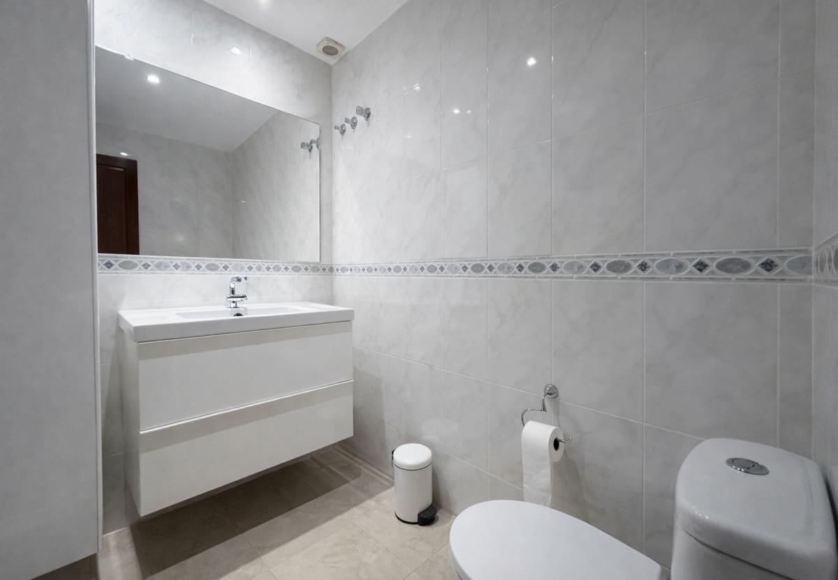 5 sovrum Hus till salu i San Pedro de Alcantara med pool garage - 990 000 € (Ref: 9694146)