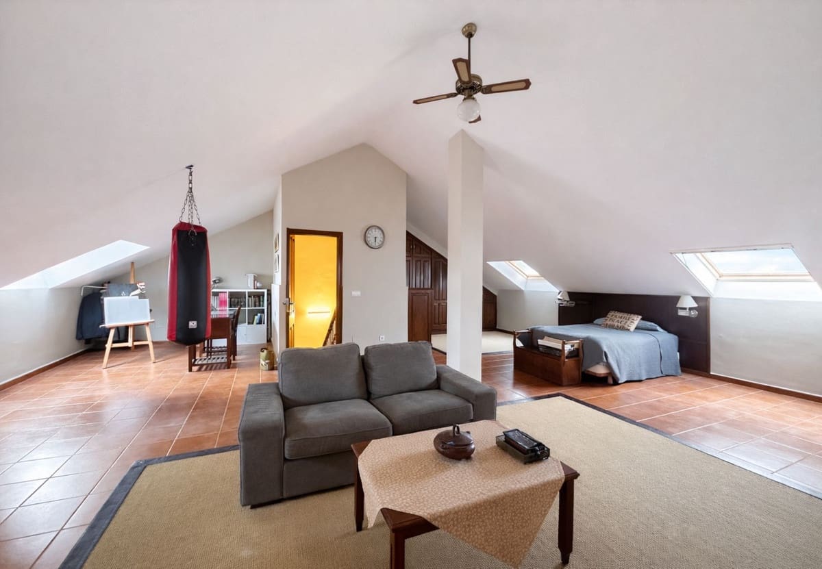 5 sovrum Hus till salu i San Pedro de Alcantara med pool garage - 990 000 € (Ref: 9694146)