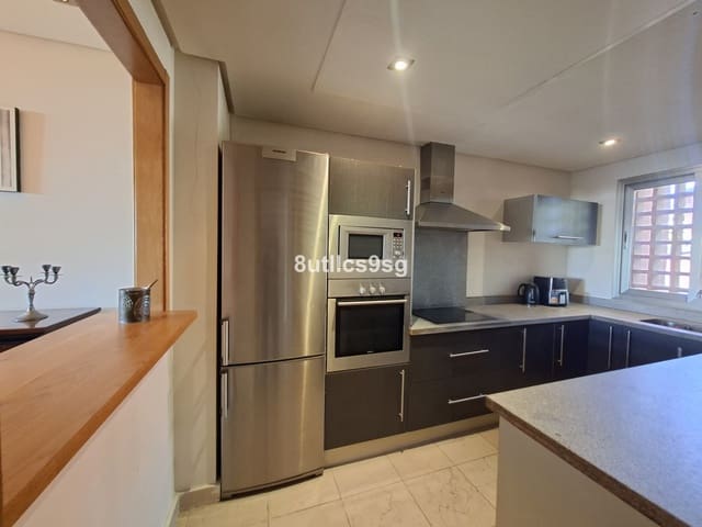 2 soveværelse Byhus til salg i Manilva med swimmingpool garage - € 479.000 (Ref: 9694150)