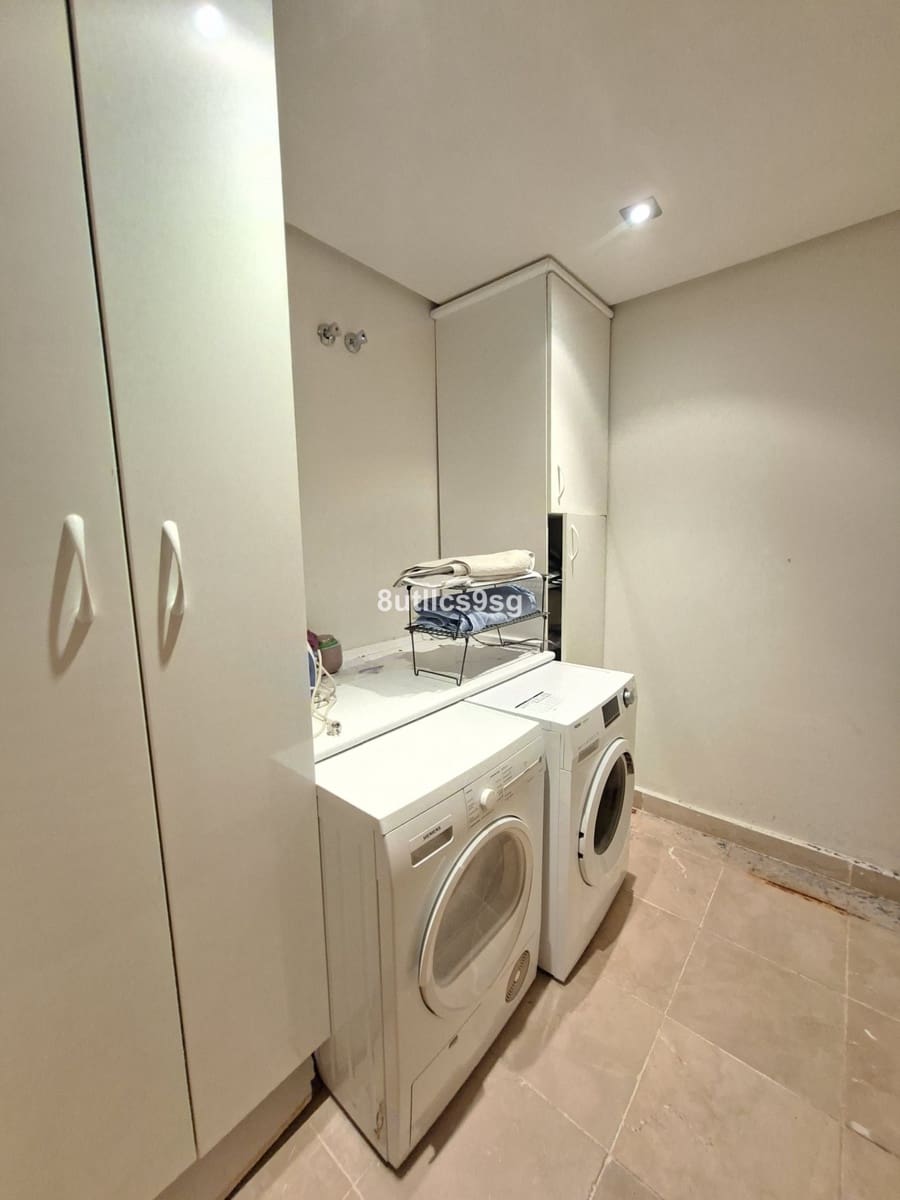 2 soveværelse Byhus til salg i Manilva med swimmingpool garage - € 479.000 (Ref: 9694150)