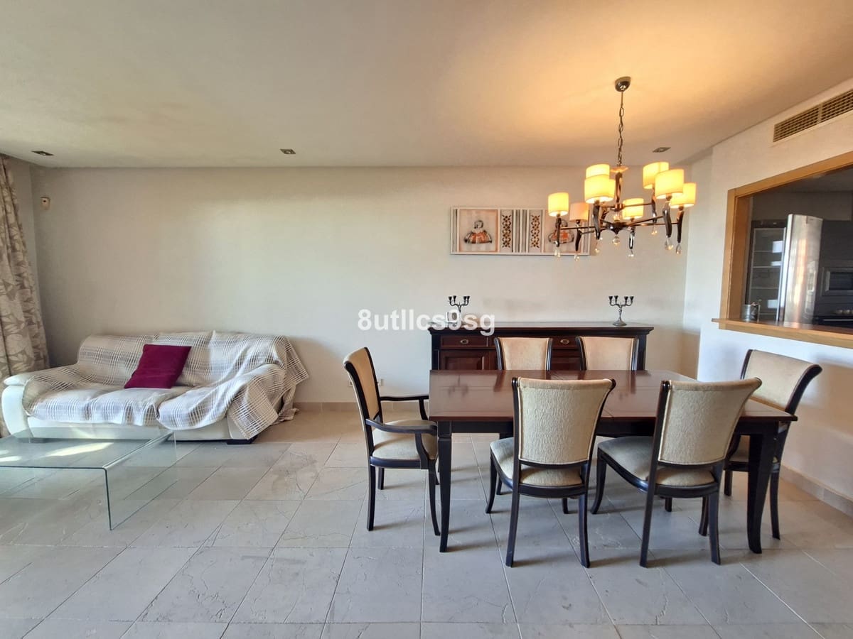 2 soveværelse Byhus til salg i Manilva med swimmingpool garage - € 479.000 (Ref: 9694150)