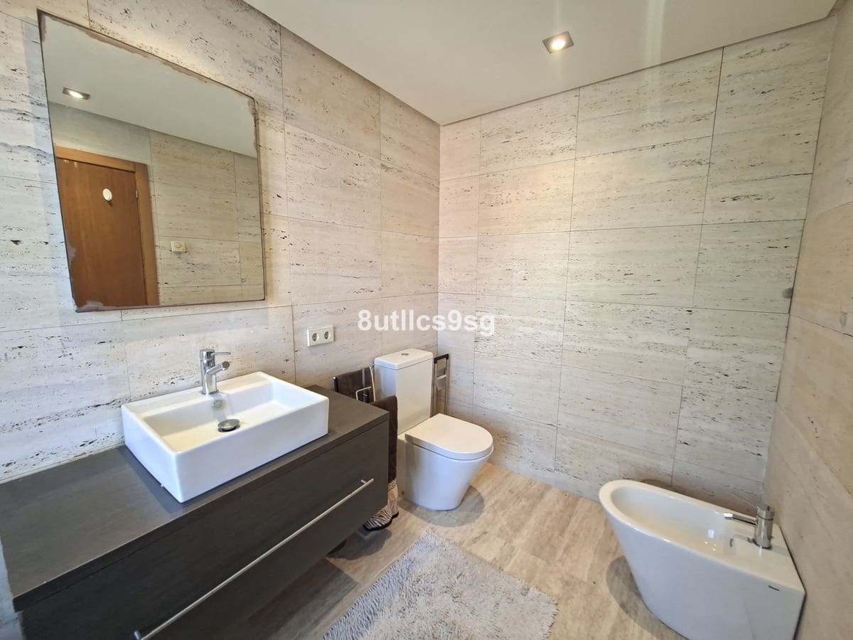 2 soveværelse Byhus til salg i Manilva med swimmingpool garage - € 479.000 (Ref: 9694150)