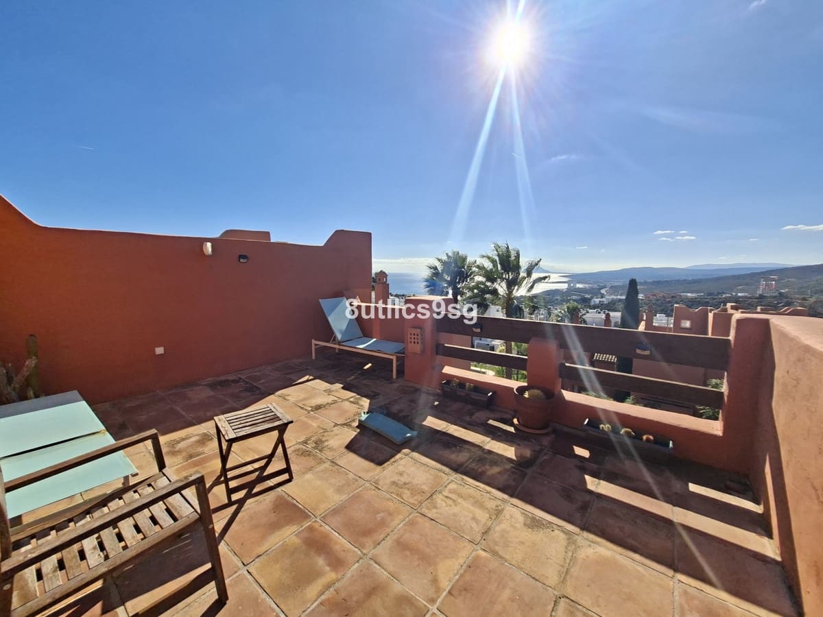 2 soveværelse Byhus til salg i Manilva med swimmingpool garage - € 479.000 (Ref: 9694150)