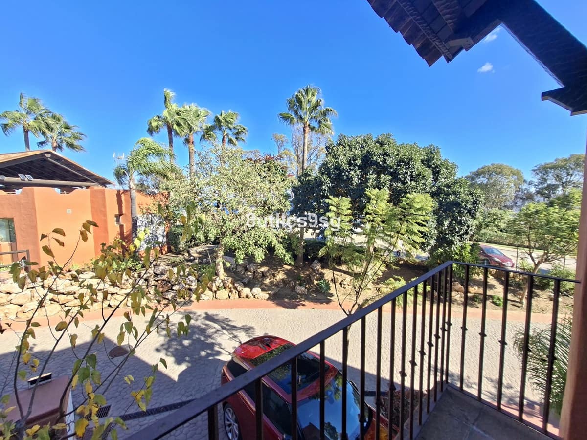 2 soveværelse Byhus til salg i Manilva med swimmingpool garage - € 479.000 (Ref: 9694150)