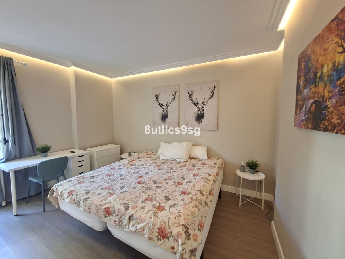 3 bedroom Apartment for sale in Nueva Andalucia with pool garage - € 549,000 (Ref: 9694151)