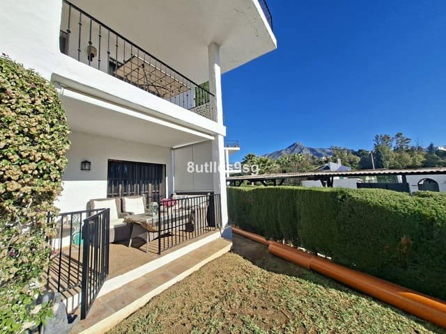 3 quarto Apartamento para venda em Nueva Andalucia, Marbella com piscina garagem - 549 000 € (Ref: 9694151)