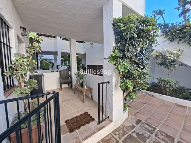 3 quarto Apartamento para venda em Nueva Andalucia, Marbella com piscina garagem - 549 000 € (Ref: 9694151)