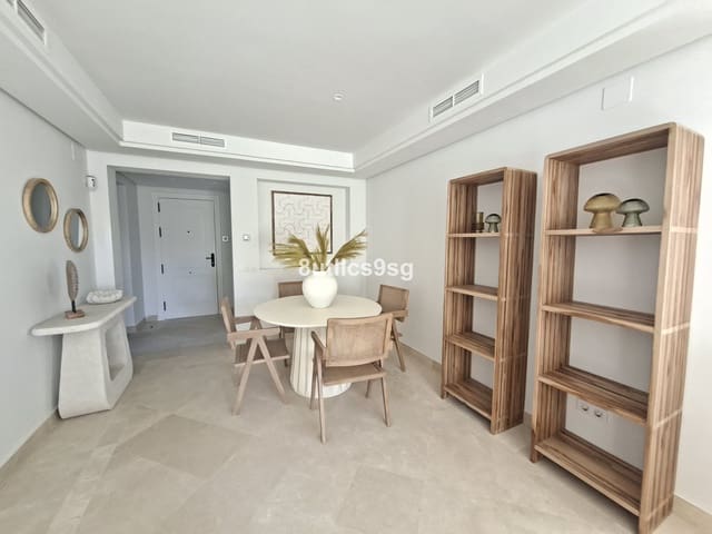 Apartamento de 2 habitaciones en Aloha Golf, Marbella en venta con piscina garaje - 560.000 € (Ref: 9694152)