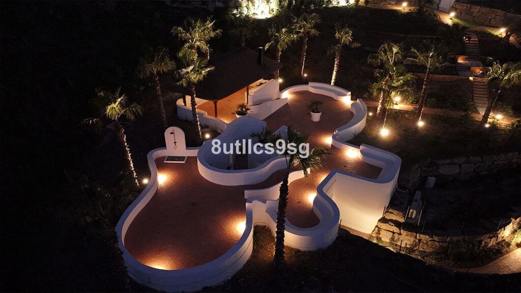 2 Zimmer Apartment zu verkaufen in Aloha Golf mit Pool Garage - 560.000 € (Ref: 9694152)