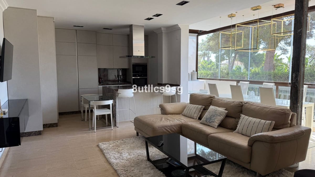 3 quarto Apartamento para venda em Estepona com piscina - 600 000 € (Ref: 9694153)