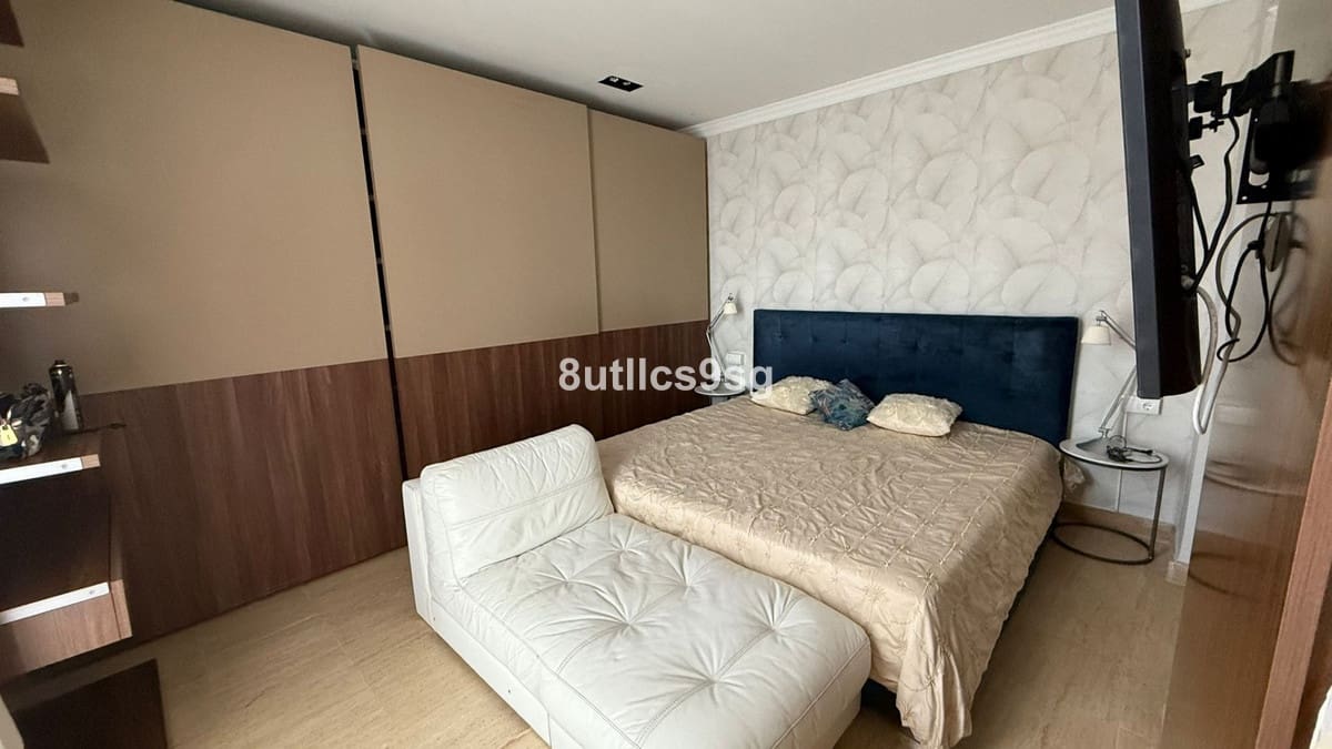 3 quarto Apartamento para venda em Estepona com piscina - 600 000 € (Ref: 9694153)