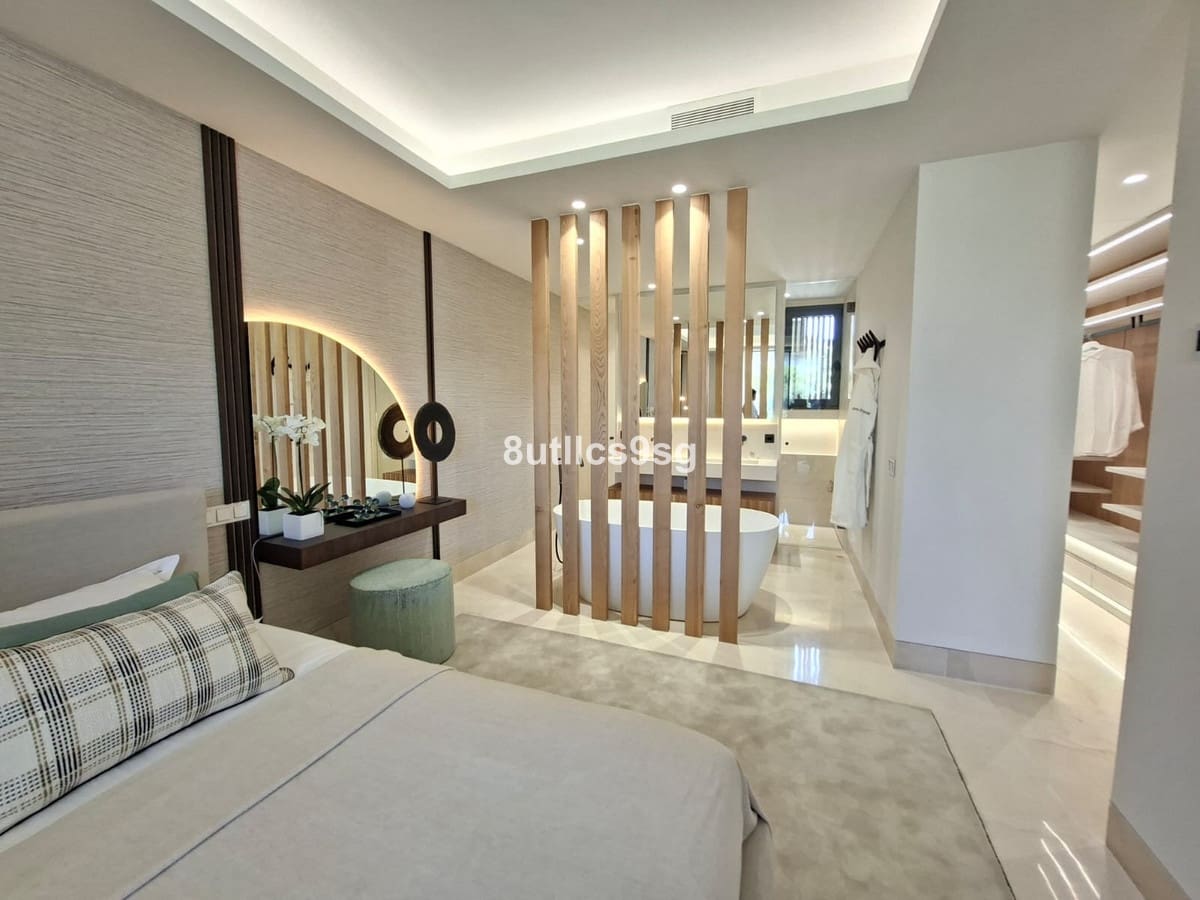 2 camera da letto Appartamento in vendita in Aloha Golf con piscina garage - 1.192.500 € (Rif: 9694154)