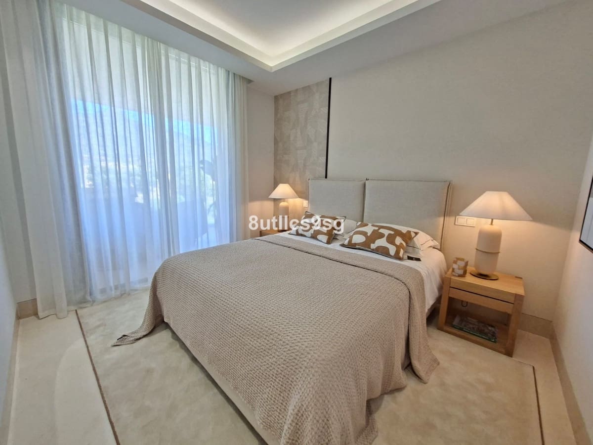 2 camera da letto Appartamento in vendita in Aloha Golf con piscina garage - 1.192.500 € (Rif: 9694154)