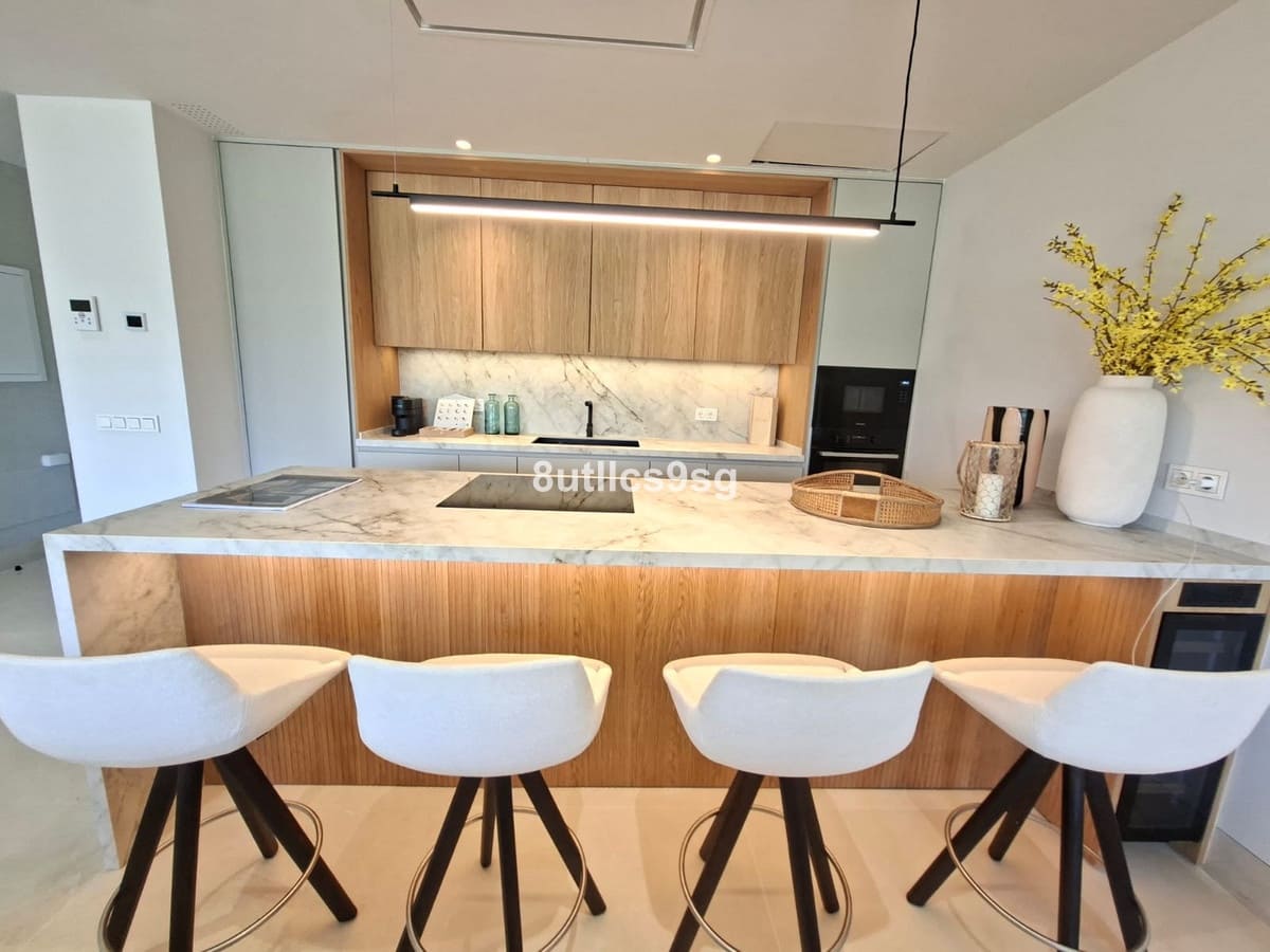 2 camera da letto Appartamento in vendita in Aloha Golf con piscina garage - 1.192.500 € (Rif: 9694154)