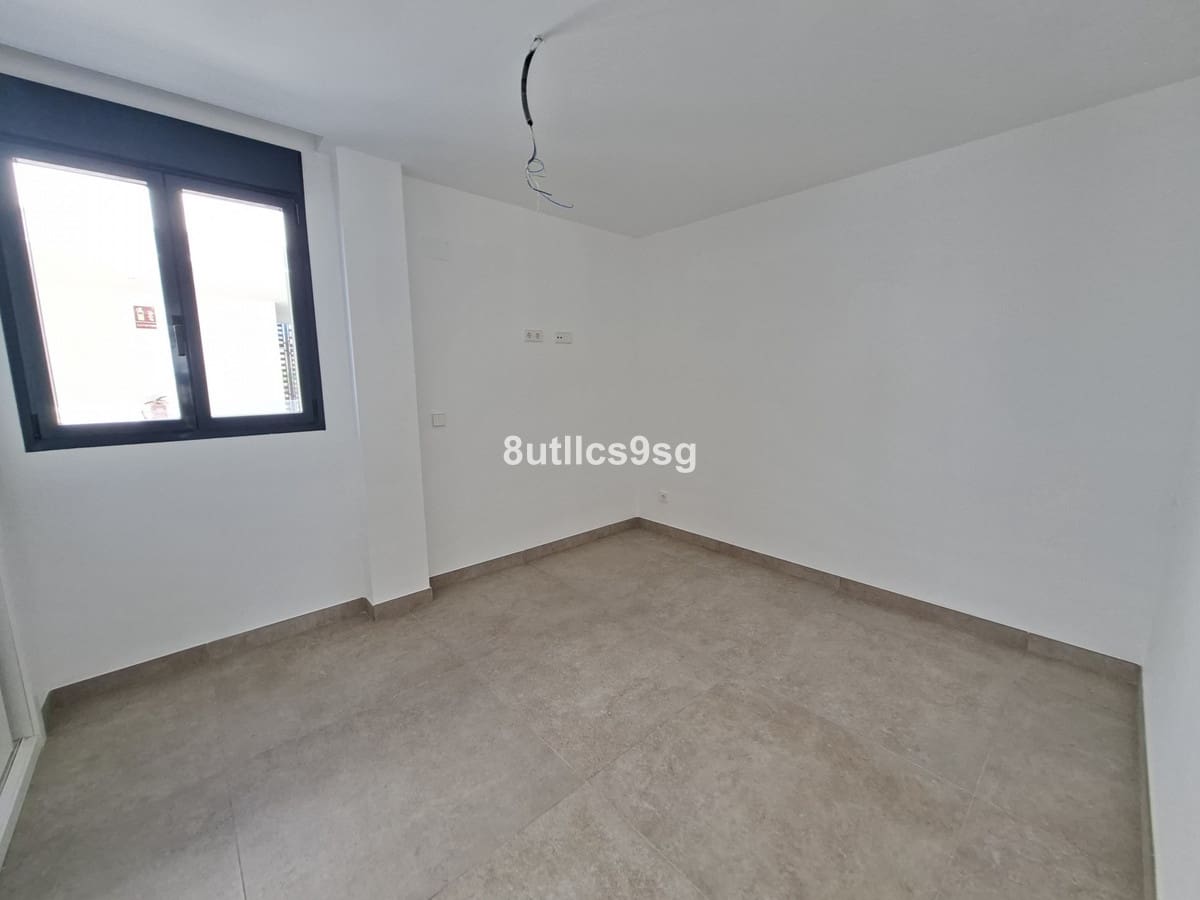 3 bedroom Penthouse for sale in Estepona with pool garage - € 1,290,000 (Ref: 9694155)