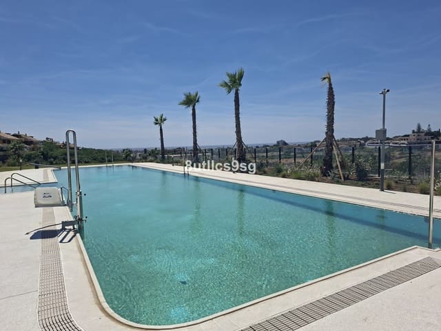 3 bedroom Penthouse for sale in Estepona with pool garage - € 1,290,000 (Ref: 9694155)
