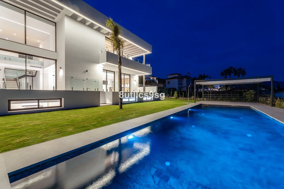 6 sovrum Villa till salu i Benahavis med pool garage - 4 000 000 € (Ref: 9694159)