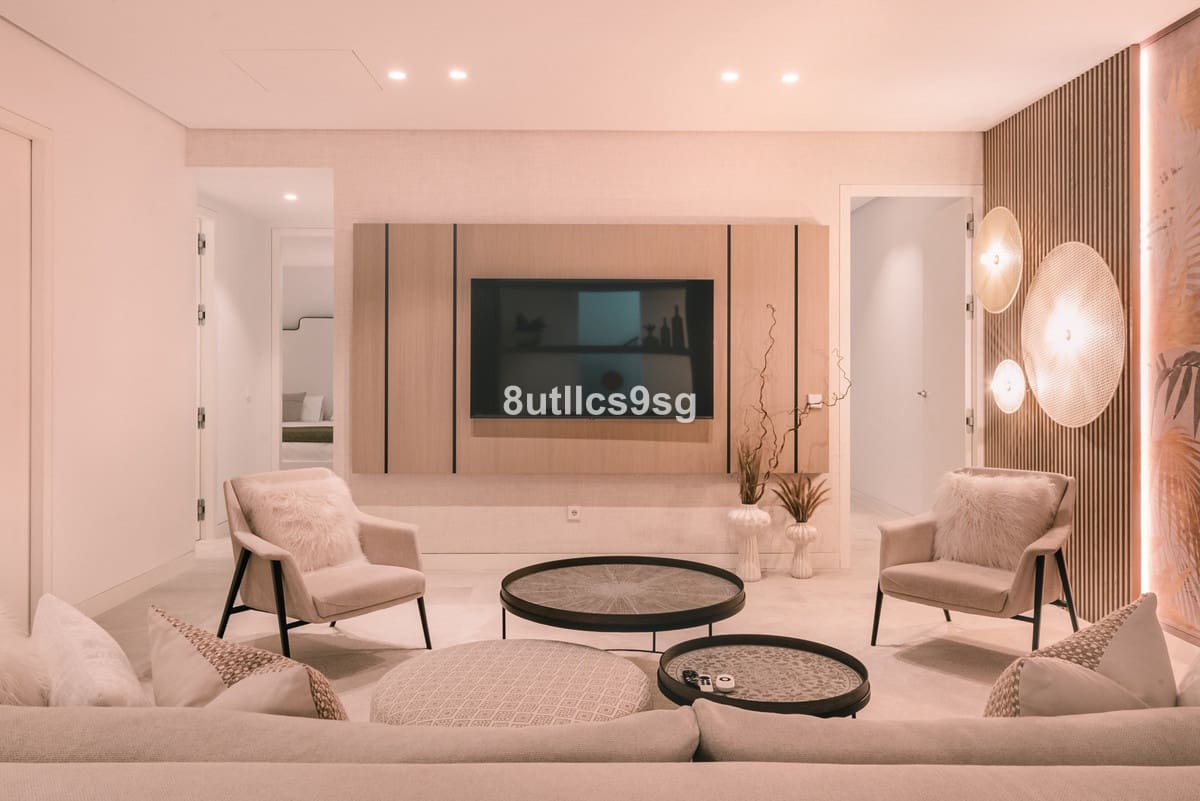 5 slaapkamer Villa te koop in Nueva Andalucia met zwembad garage - € 4.995.000 (Ref: 9694160)