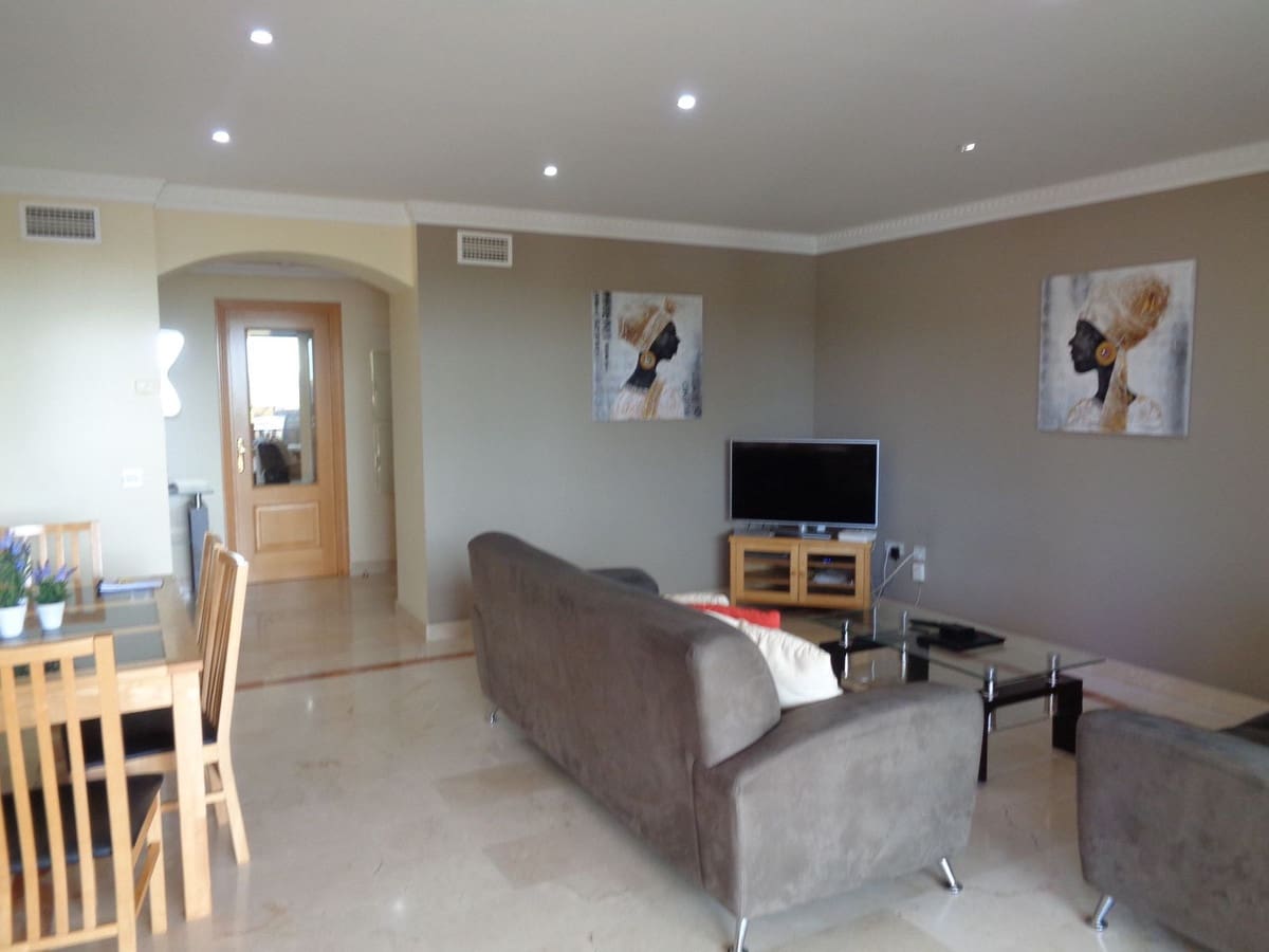 2 slaapkamer Appartement te koop in Benahavis met zwembad garage - € 469.000 (Ref: 9694163)