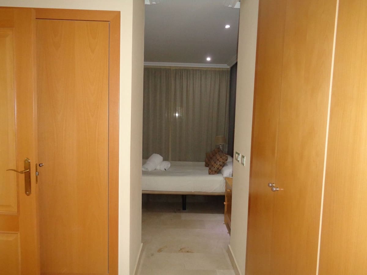 2 slaapkamer Appartement te koop in Benahavis met zwembad garage - € 469.000 (Ref: 9694163)