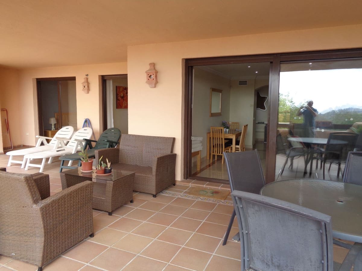 2 slaapkamer Appartement te koop in Benahavis met zwembad garage - € 469.000 (Ref: 9694163)