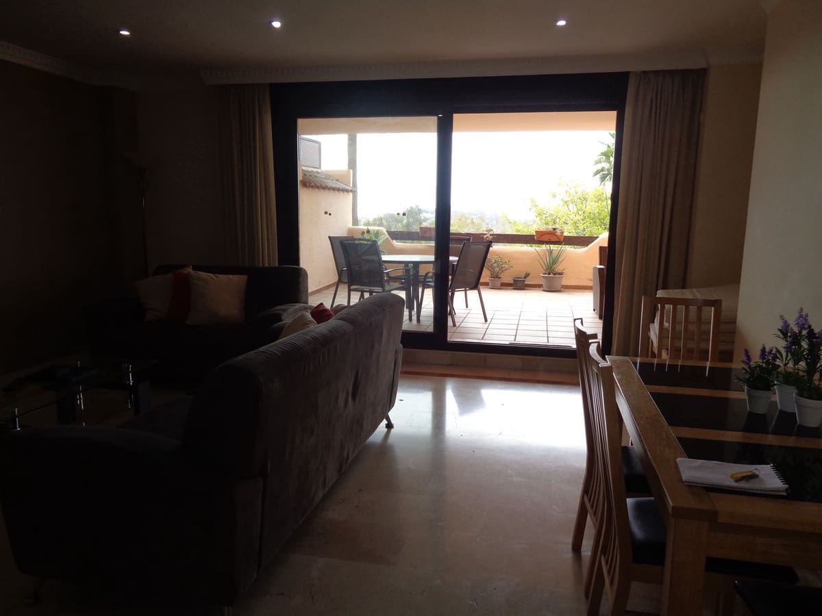 2 slaapkamer Appartement te koop in Benahavis met zwembad garage - € 469.000 (Ref: 9694163)