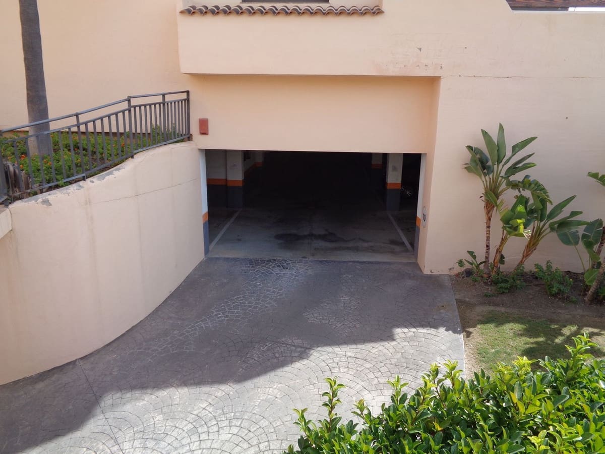 2 slaapkamer Appartement te koop in Benahavis met zwembad garage - € 469.000 (Ref: 9694163)