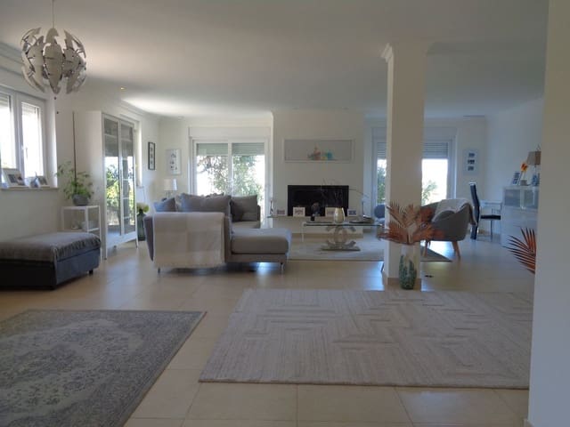 4 slaapkamer Villa te koop in Alhaurín de la Torre met zwembad garage - € 1.690.000 (Ref: 9694164)