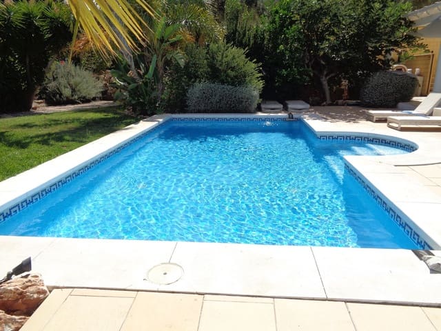 4 slaapkamer Villa te koop in Alhaurín de la Torre met zwembad garage - € 1.690.000 (Ref: 9694164)