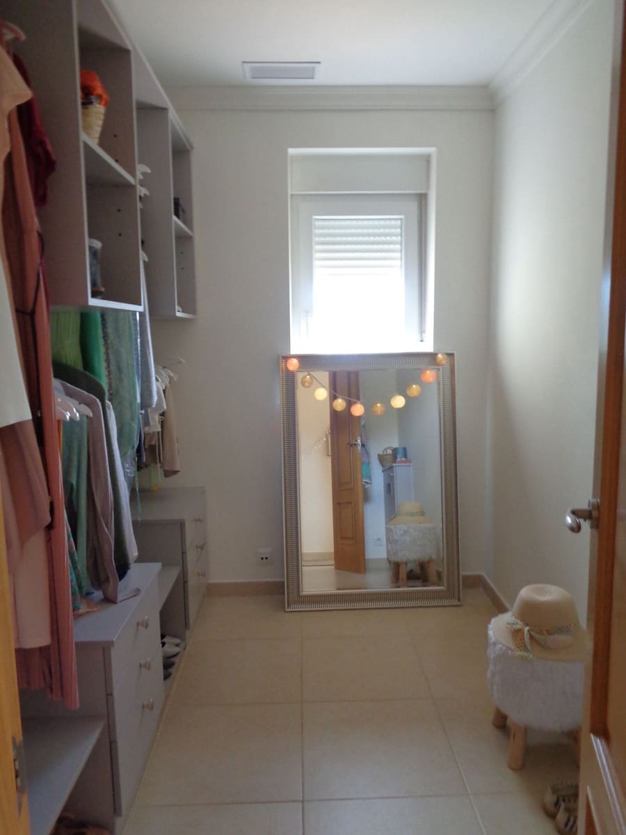 4 bedroom Villa for sale in Alhaurin de la Torre with pool garage - € 1,750,000 (Ref: 9694164)