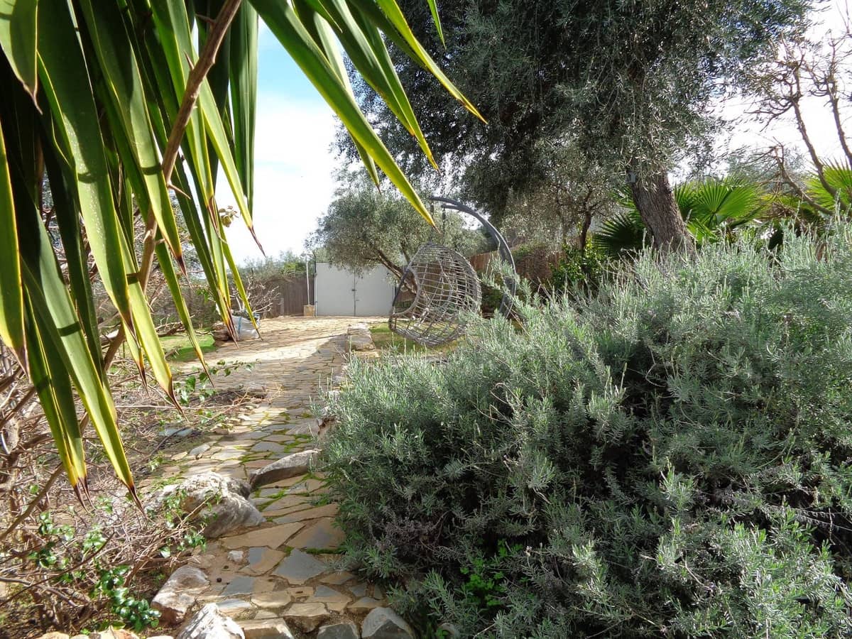 4 bedroom Villa for sale in Alhaurin de la Torre with pool garage - € 1,750,000 (Ref: 9694164)