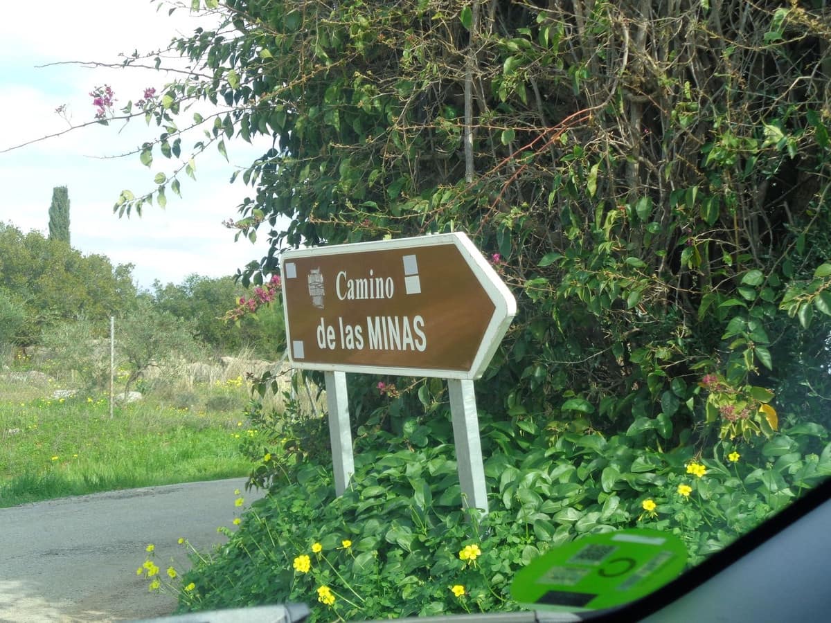 4 bedroom Villa for sale in Alhaurin de la Torre with pool garage - € 1,750,000 (Ref: 9694164)